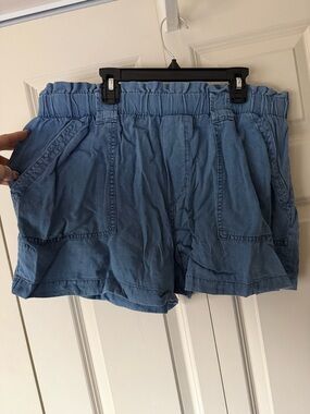 Time and Tru Light Blue Paperbag-Waist Ladies' Shorts